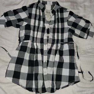 Mossimo Girl's button down shirt extra small